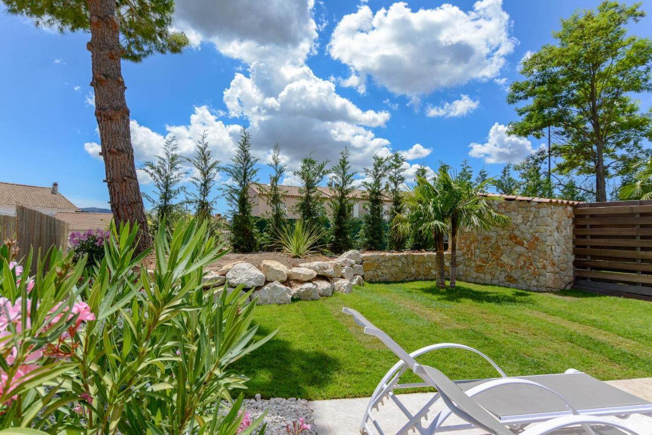 Villa T2 Independante Piscine Privee Jardin Bouc-Bel-Air Exterior foto